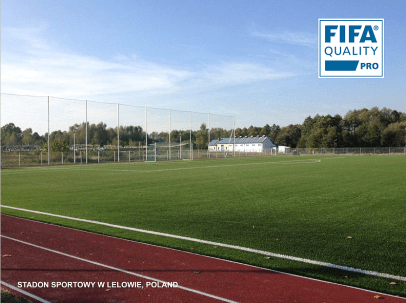 Using artificial grass lawn to create a unique wedding