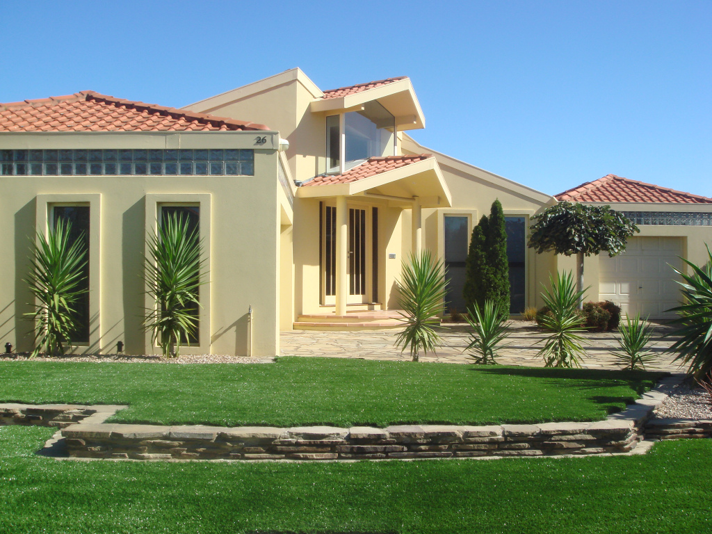Choice of artificial grass for homeowners