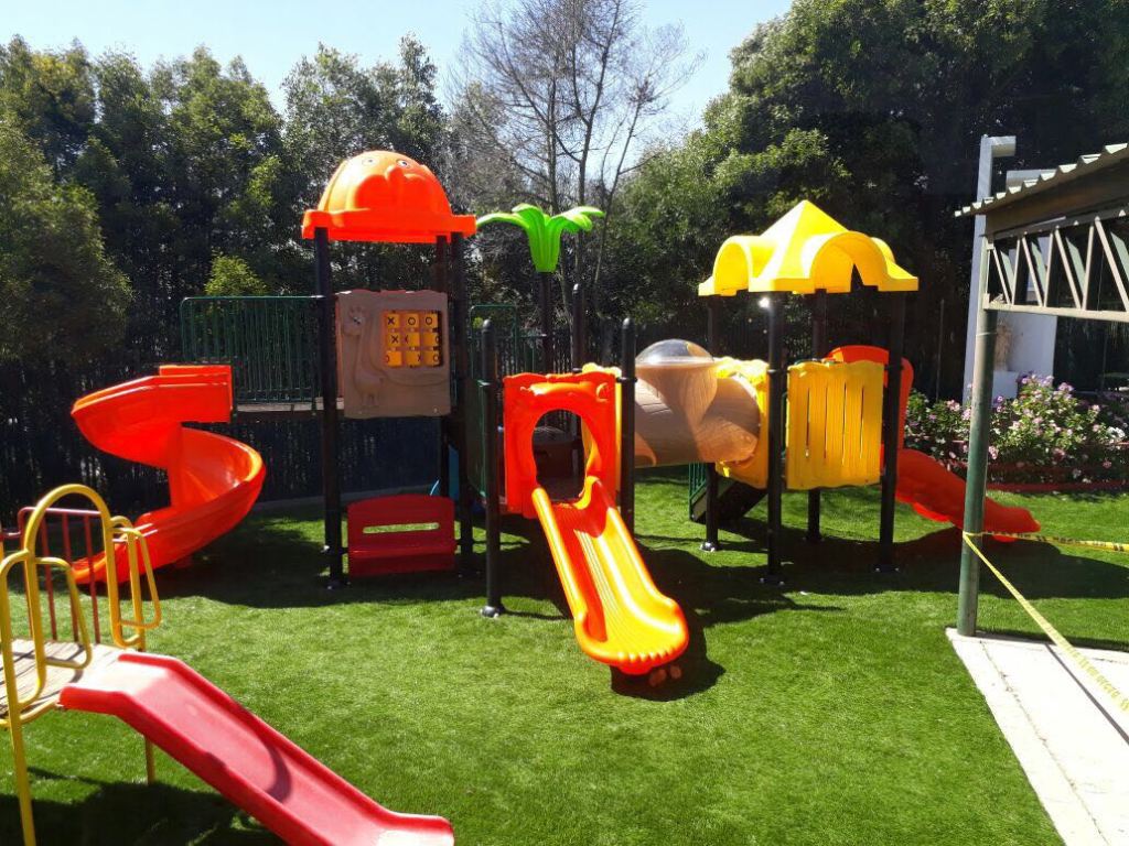 The advantage of synthetic playground grass